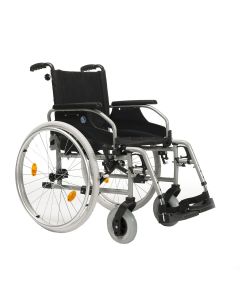 Koop Vermeiren D100 rolstoel in Standaard rolstoelen bij Medicura Zorgwinkel - Medicura Zorgwinkel - 1